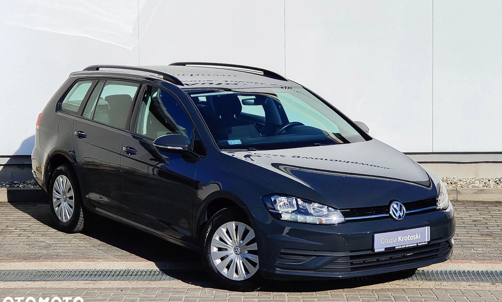 Volkswagen Golf cena 43900 przebieg: 85744, rok produkcji 2020 z Częstochowa małe 211